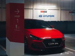 Rot Gebraucht 2018 Hyundai i30 Trend Kleinwagen | 12.000 € (Superpreis)
