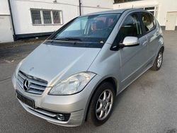 Silber Gebraucht 2009 Mercedes A170 Avantgarde Limousine | 2.800 € (Superpreis)