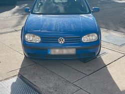 Blau Gebraucht 1998 VW Golf III Kleinwagen | 2.100 € (Teuer)