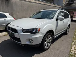 Weiß Gebraucht 2012 Mitsubishi Outlander Instyle SUV | 7.300 € (Guter Preis)