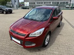 Rot Gebraucht 2014 Ford Escape SUV | 13.900 €