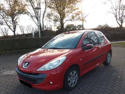 Rot Gebraucht 2009 Peugeot 206+ Kleinwagen | 3.300 € (Etwas zu teuer)