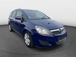 Royal blau (s2) Gebraucht 2012 Opel Zafira Family Van / Kleinbus | 5.490 € (Etwas zu teuer)