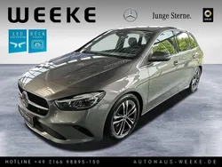 Grau Gebraucht 2024 Mercedes B200 Advanced Van / Kleinbus | 31.974 € (Etwas zu teuer)