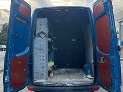 Blau Gebraucht 2015 Mercedes Sprinter Van | 9.500 € (Guter Preis)