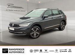 Grau (uranograu) Gebraucht 2024 VW Tiguan Life SUV | 32.490 € (Fairer Preis)