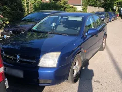 Blau Gebraucht 2003 Opel Vectra Limousine | 1.000 €