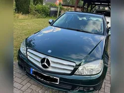 Grün Gebraucht 2008 Mercedes C200 Avantgarde Limousine | 7.499 € (Fairer Preis)