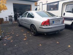 Silber Gebraucht 2003 Volvo S60 Limousine | 1.099 € (Guter Preis)