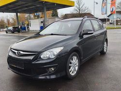 Schwarz Gebraucht 2011 Hyundai i30 Comfort Kombi | 3.199 € (Fairer Preis)