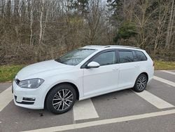 Weiß Gebraucht 2016 VW Golf VII Allstar Kombi | 10.800 € (Guter Preis)