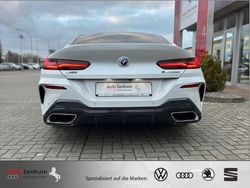 Mineralweiss metallic Gebraucht 2022 BMW M850 M Sport Coupé | 61.970 € (Etwas zu teuer)