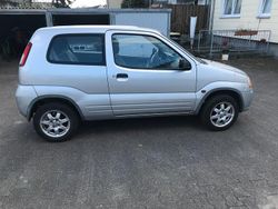 Silber Gebraucht 2003 Suzuki Ignis Kleinwagen | 800 €