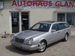 Silber Gebraucht 1999 Mercedes E320 Avantgarde Kombi | 5.999 € (Guter Preis)