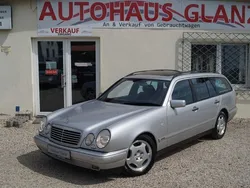 Silber Gebraucht 1999 Mercedes E320 Avantgarde Kombi | 5.999 € (Fairer Preis)
