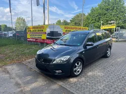 Grau Gebraucht 2011 Kia Ceed Sportswagon Spirit Kombi | 2.500 € (Guter Preis)