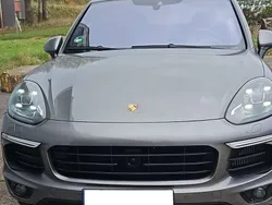 Grau Gebraucht 2015 Porsche Cayenne S SUV | 40.500 € (Fairer Preis)