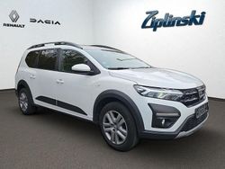 Weiß Gebraucht 2022 Dacia Jogger Comfort Van / Kleinbus | 14.390 € (Fairer Preis)