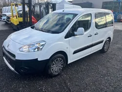 Weiß Gebraucht 2013 Peugeot Partner Tepee Active Van / Kleinbus | 5.800 € (Fairer Preis)