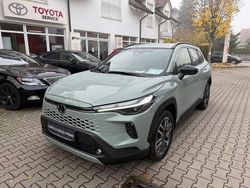 Rot Neu 2025 Toyota Corolla Cross SUV | 38.490 € (Fairer Preis)