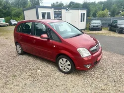 Rot Gebraucht 2006 Opel Meriva Cosmo Van / Kleinbus | 2.400 € (Guter Preis)