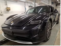 Schwarz Gebraucht 2021 Porsche Taycan 4S Cross Turismo Limousine | 58.600 € (Fairer Preis)