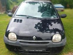 Schwarz Gebraucht 2005 Renault Twingo Kleinwagen | 850 €