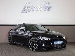 Black sapphire metallic (475) Gebraucht 2017 BMW 340 Performance Limousine | 26.900 € (Fairer Preis)