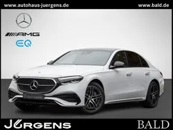 Weiss unilack polarweiss Gebraucht 2024 Mercedes E200 AMG Limousine | 64.330 €