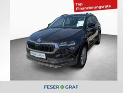 Blackmagicperleffekt Gebraucht 2024 Skoda Karoq Selection SUV | 34.460 € (Fairer Preis)