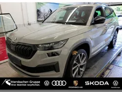 Grau Gebraucht 2022 Skoda Kodiaq SportLine SUV | 35.890 € (Etwas zu teuer)