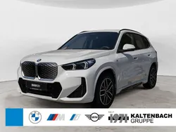 Weiß Neu 2025 BMW iX1 M Sport SUV | 51.990 € (Superpreis)