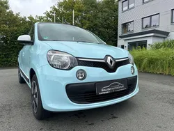 Blau Gebraucht 2015 Renault Twingo SE Kleinwagen | 3.999 € (Fairer Preis)
