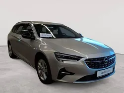 Argonsilber metallic Gebraucht 2022 Opel Insignia Business Kombi | 15.990 € (Etwas zu teuer)