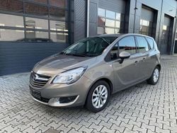 Muskatgrau/muskat braunm2 Gebraucht 2015 Opel Meriva Style Van / Kleinbus | 6.470 € (Guter Preis)