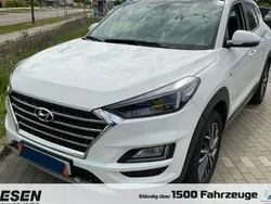 Weiss Gebraucht 2020 Hyundai Tucson Style SUV | 23.950 € (Fairer Preis)