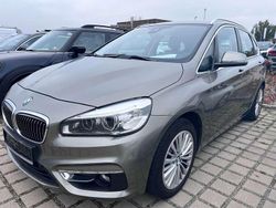 Platinsilber metallic Gebraucht 2015 BMW 218 Van / Kleinbus | 9.999 € (Fairer Preis)