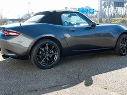 Grau Gebraucht 2017 Mazda MX5 Exclusive-Line Cabrio | 21.000 € (Fairer Preis)