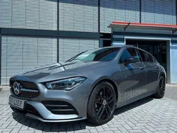 Grau Gebraucht 2023 Mercedes CLA200 Shooting Brake AMG line Kombi | 35.990 € (Teuer)