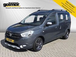Grau Gebraucht 2017 Dacia Dokker Celebration Van | 11.950 € (Etwas zu teuer)