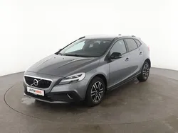Grau Gebraucht 2017 Volvo V40 CC Plus Kombi | 17.250 € (Teuer)