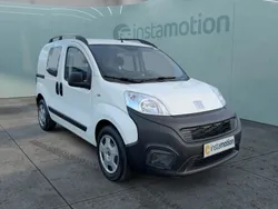Weiß Gebraucht 2022 Fiat Fiorino S Van / Kleinbus | 19.262 € (Teuer)