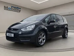 Grau Gebraucht 2009 Ford S-MAX Titanium Van / Kleinbus | 7.980 € (Teuer)