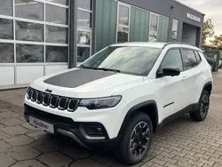 Weiß Gebraucht 2023 Jeep Compass SUV | 35.490 € (Etwas zu teuer)