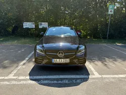 Schwarz Gebraucht 2019 Mercedes C220 AMG line Limousine | 33.990 € (Etwas zu teuer)