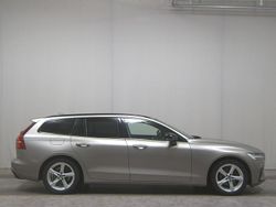 Grau Gebraucht 2019 Volvo V60 R-Design Kombi | 17.980 € (Fairer Preis)