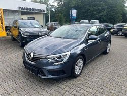 Grau Gebraucht 2018 Renault Mégane IV Life Limousine | 9.990 € (Fairer Preis)