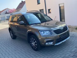 Braun Gebraucht 2016 Skoda Yeti LAURIN & KLEMENT SUV | 15.750 € (Superpreis)