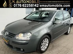 Grün Gebraucht 2004 VW Golf V Comfortline Limousine | 1.190 € (Superpreis)