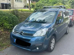 Blau Gebraucht 2016 Citroën Berlingo Van / Kleinbus | 8.500 € (Etwas zu teuer)